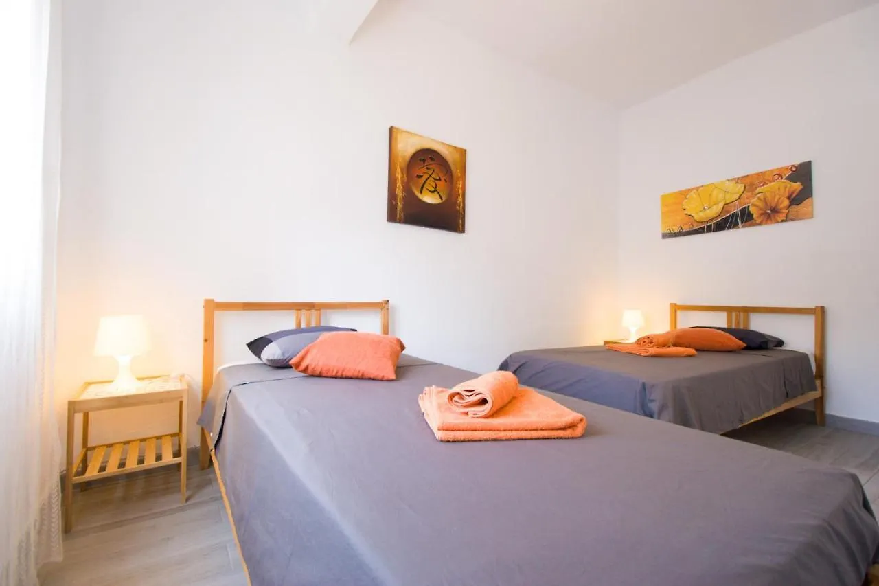 Bollywood Style Apartment Malaga